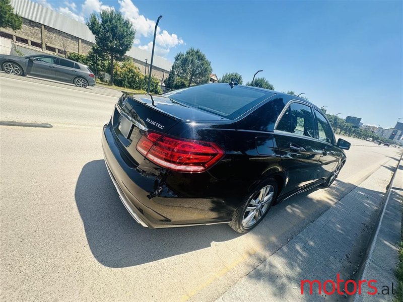 2014' Mercedes-Benz E 250 photo #5