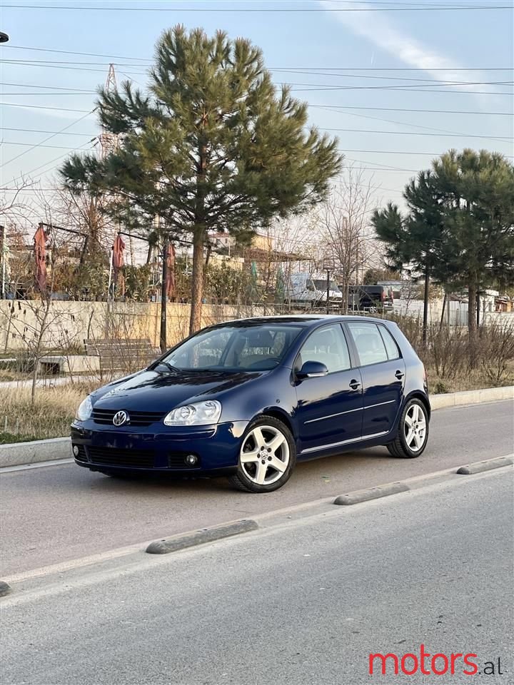 2006' Volkswagen Golf photo #1