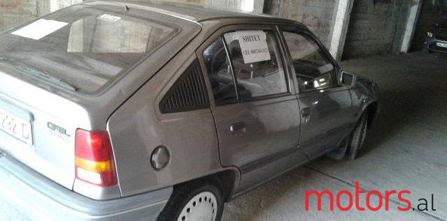 1991' Opel Kadett photo #2