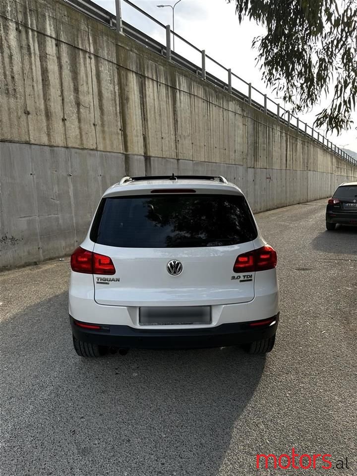 2014' Volkswagen Tiguan photo #6