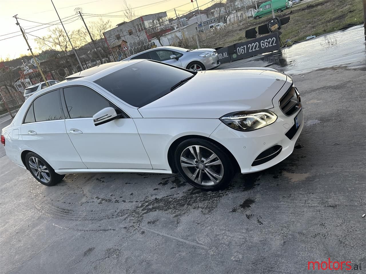 2014' Mercedes-Benz E 220 photo #5