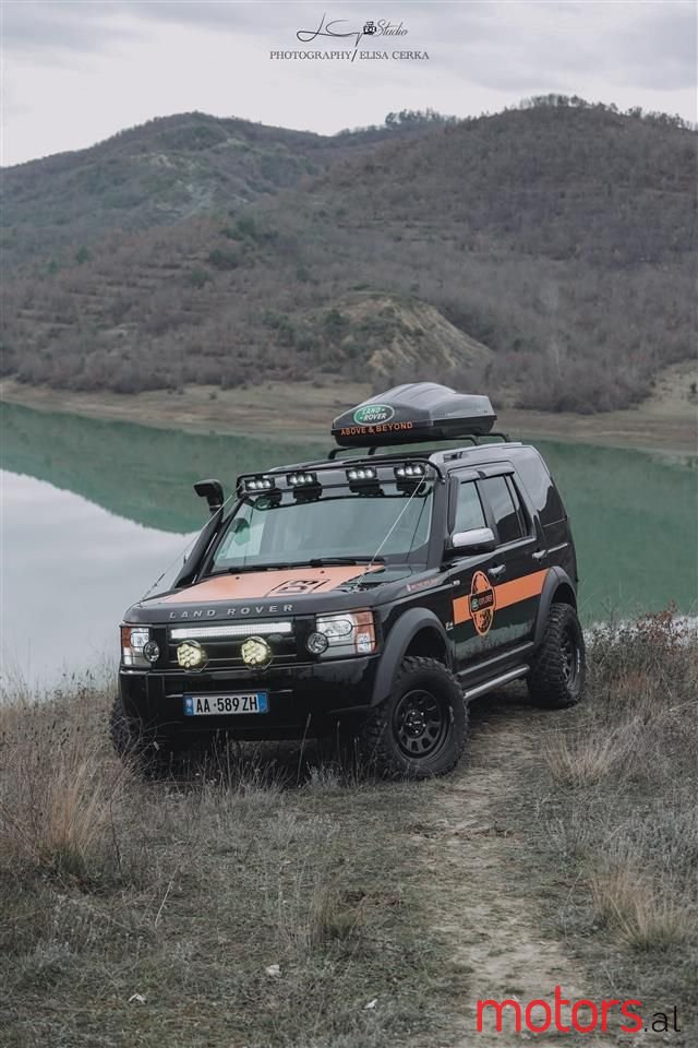 2009' Land Rover Discovery photo #2