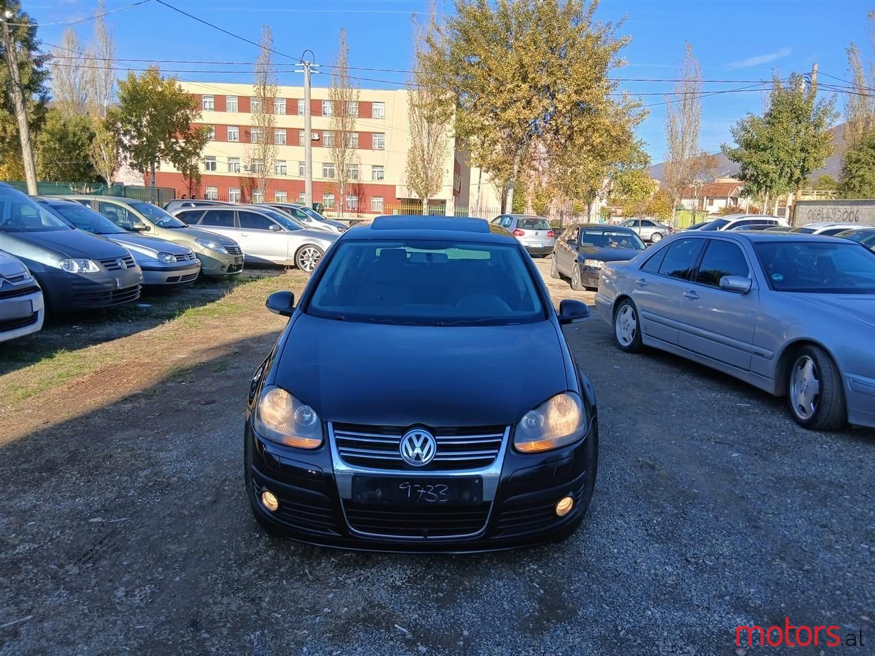 2008' Volkswagen Golf photo #4