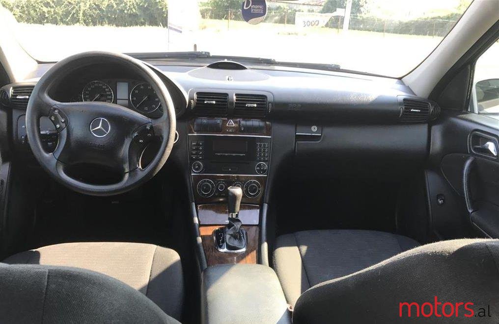 2006' Mercedes-Benz C 180 photo #4