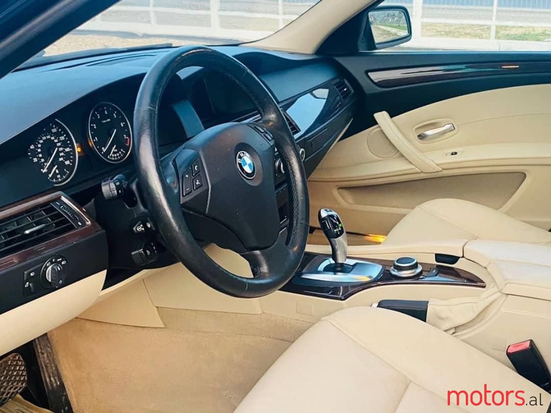 2008' BMW 528 photo #6