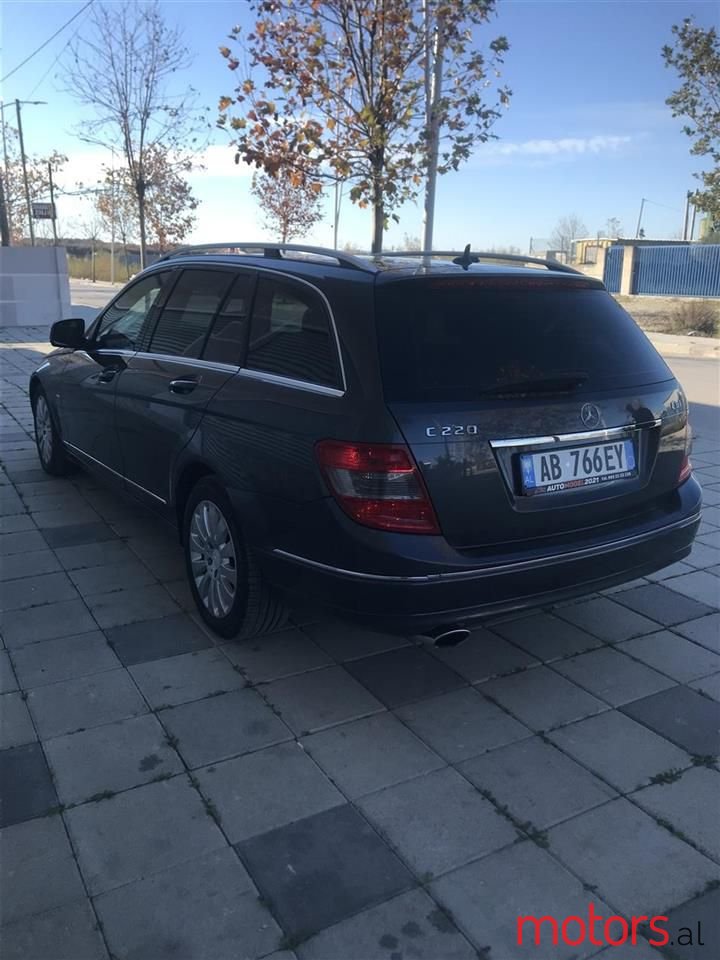 2008' Mercedes-Benz C 220 photo #3