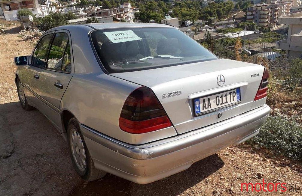 1999' Mercedes-Benz C 220 photo #1