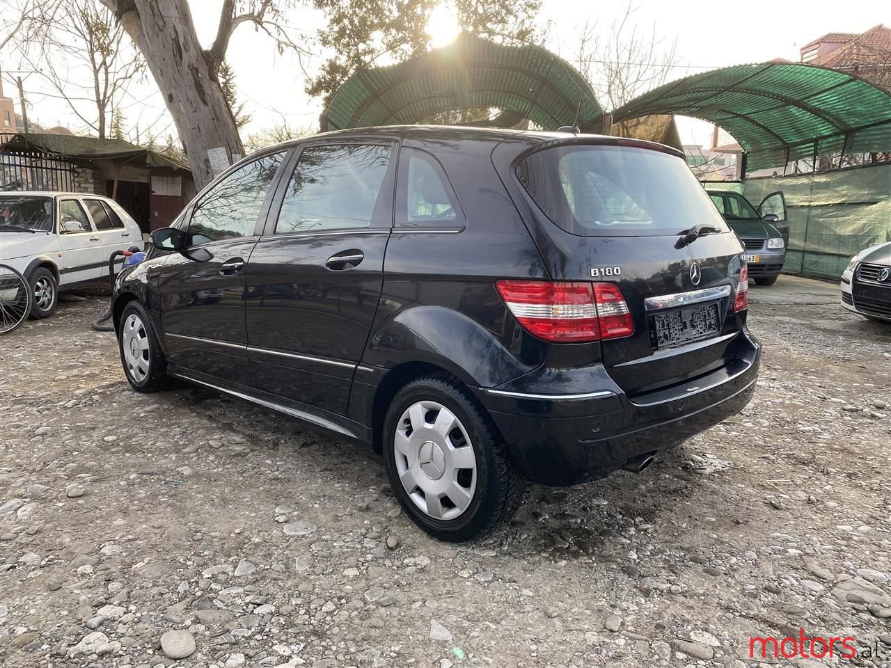 2006' Mercedes-Benz A 180 photo #2