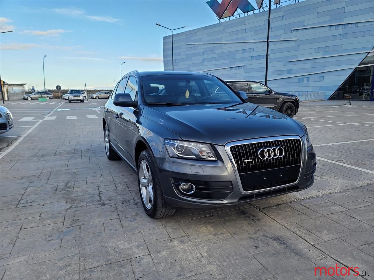 2009' Audi Q5 photo #1