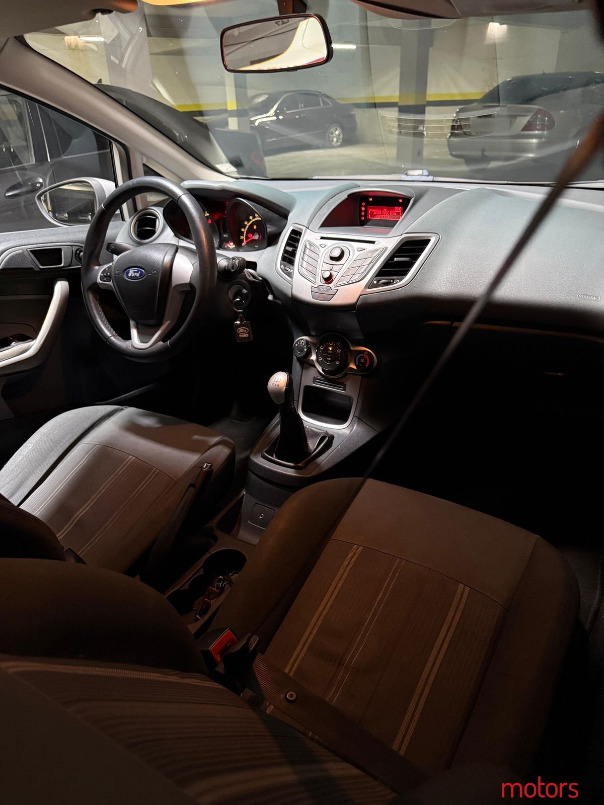 2009' Ford Fiesta photo #6