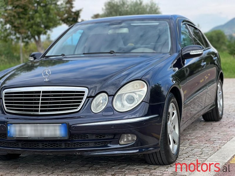 2004' Mercedes-Benz E 320 photo #1