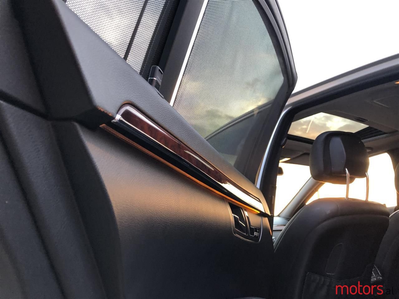 2008' Mercedes-Benz S 550 photo #4