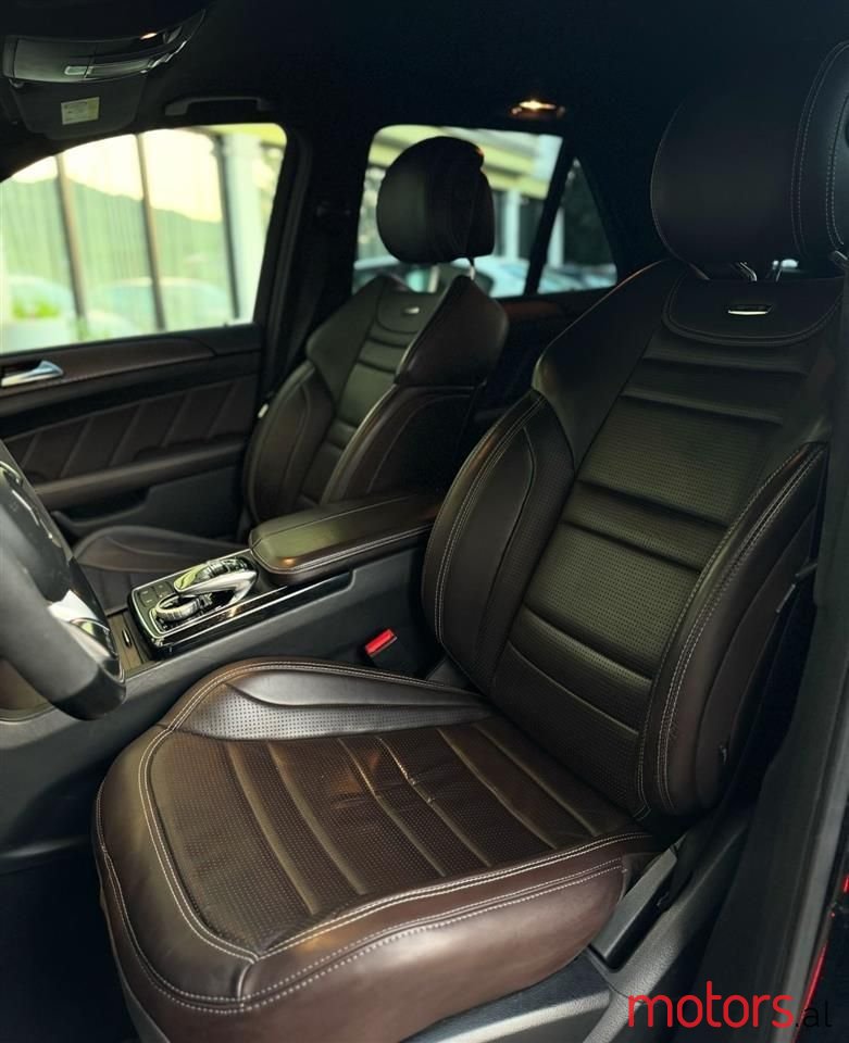 2017' Mercedes-Benz GLE 63 AMG photo #2