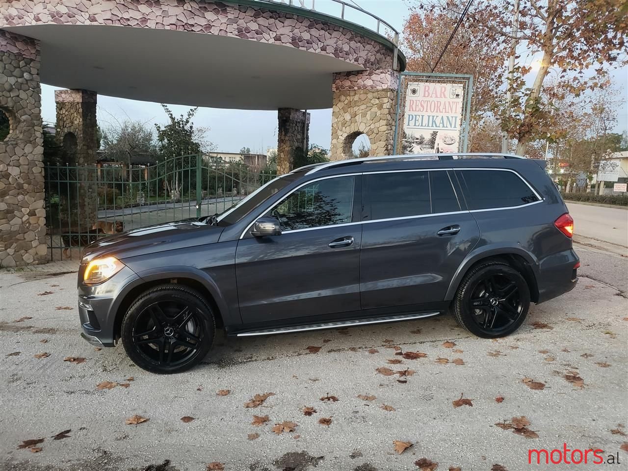 2014' Mercedes-Benz GL 350 photo #5