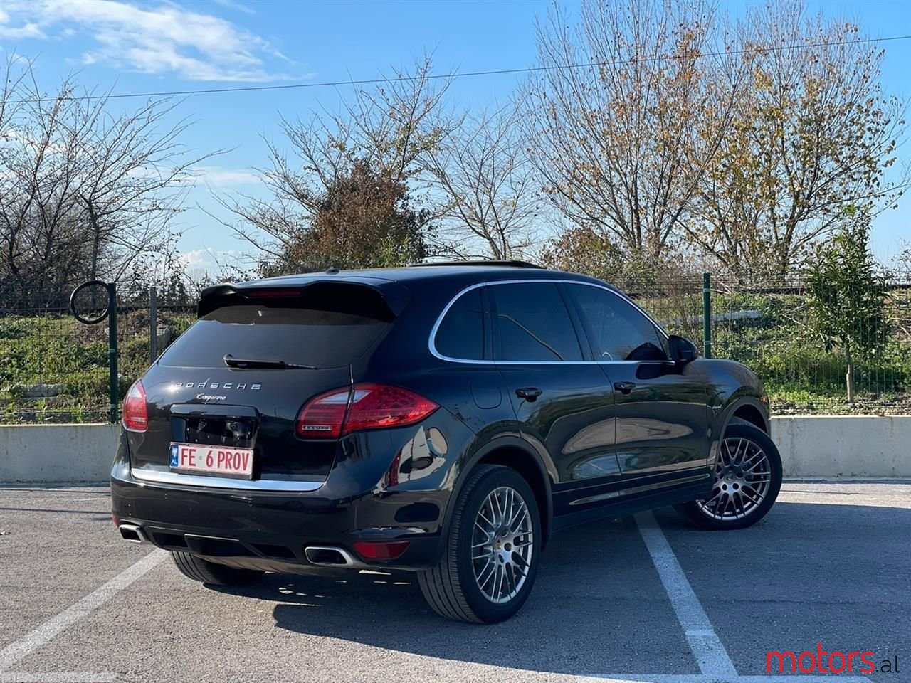 2014' Porsche Cayenne photo #5