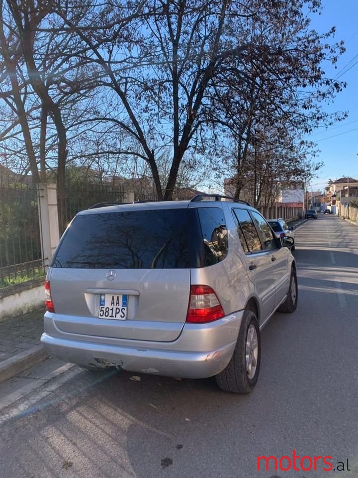 2003' Mercedes-Benz 350 photo #4