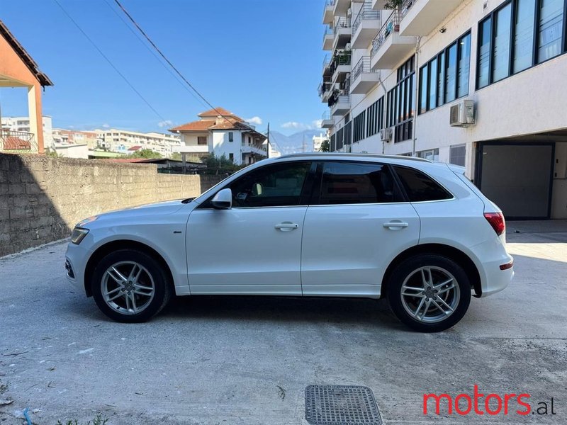 2013' Audi Q5 photo #4