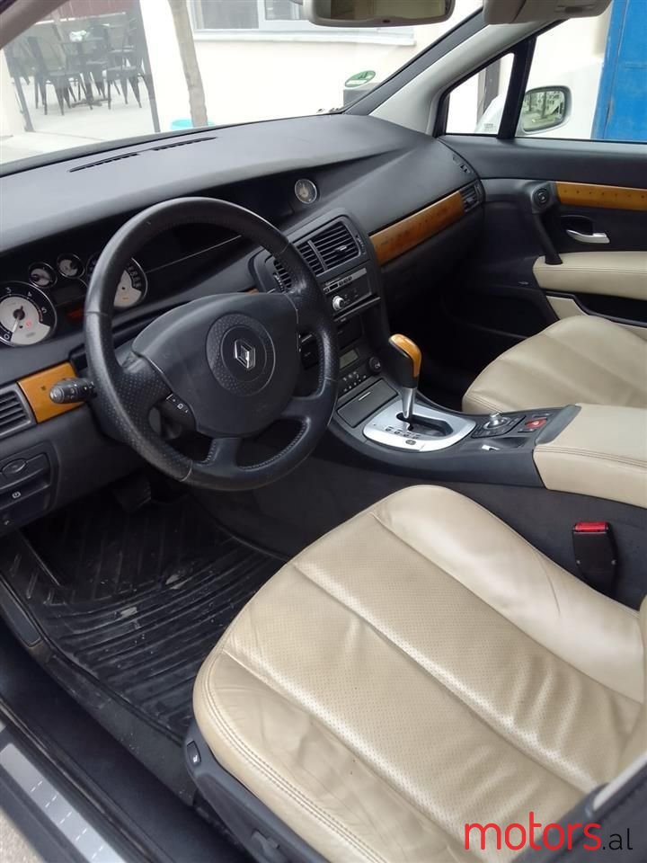 2008' Renault Vel Satis photo #5