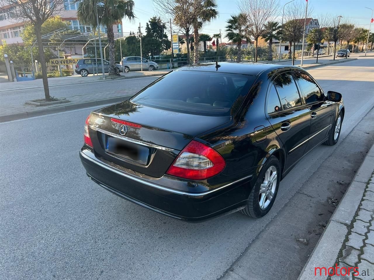 2007' Mercedes-Benz 220 photo #3