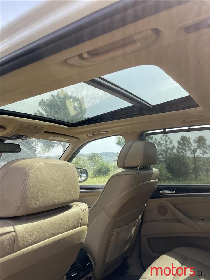 2010' BMW X5 M photo #5