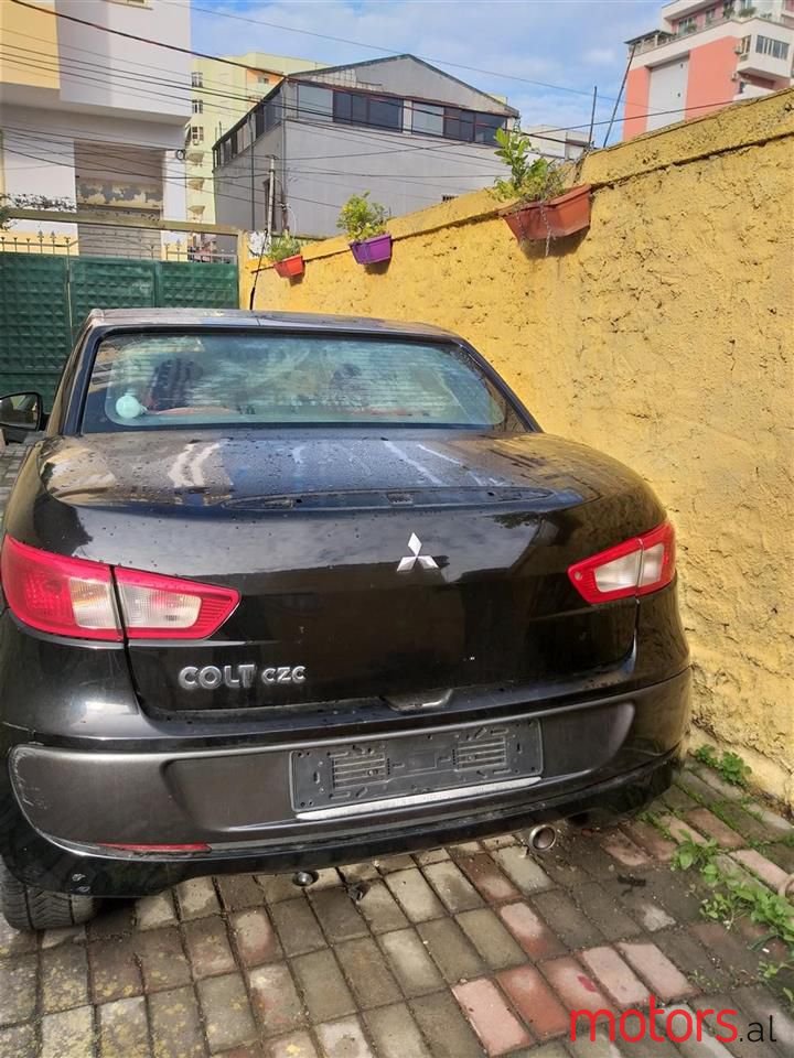 2008' Mitsubishi Colt photo #2