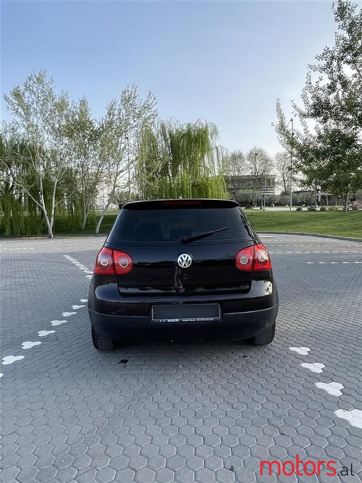 2006' Volkswagen Golf photo #5