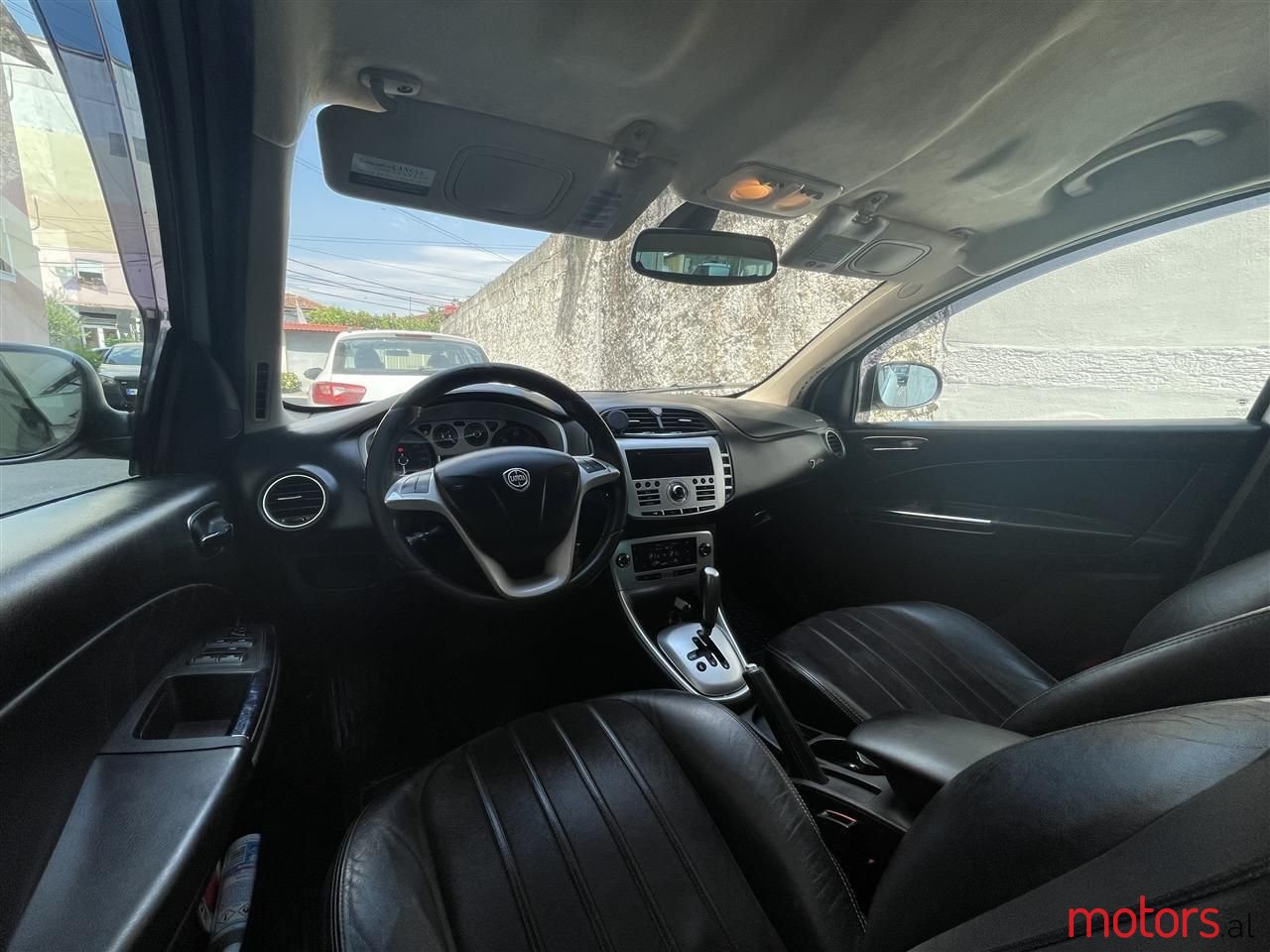 2009' Lancia Delta photo #1