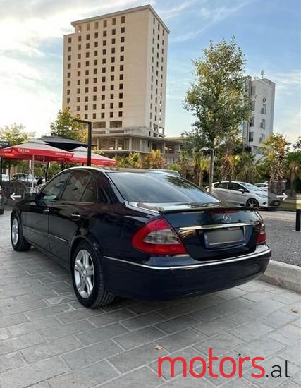 2003' Mercedes-Benz E 270 photo #5