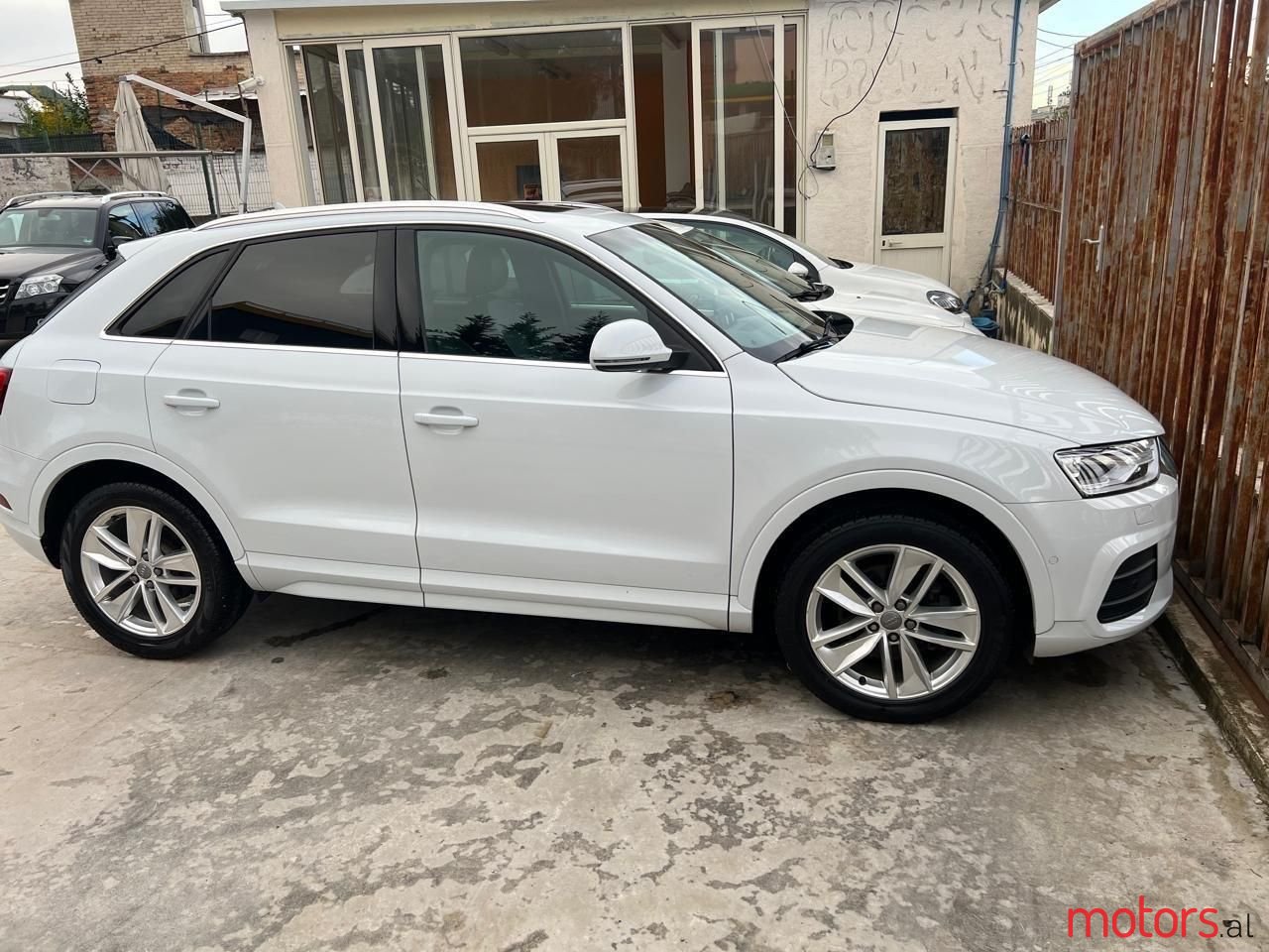 2016' Audi Q3 photo #5