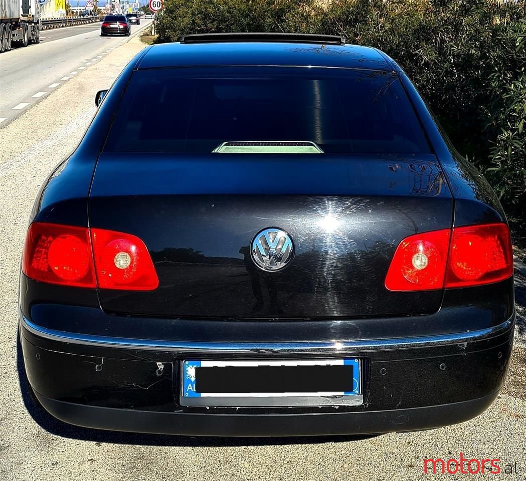 2005' Volkswagen Phaeton photo #6