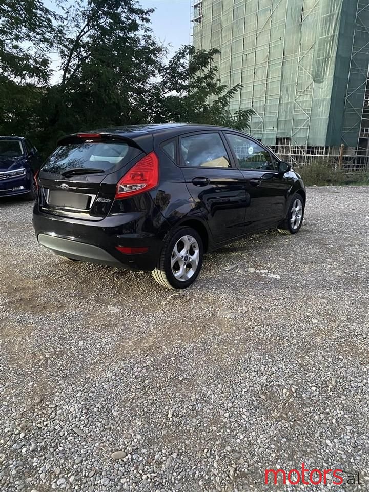 2012' Ford Fiesta photo #4