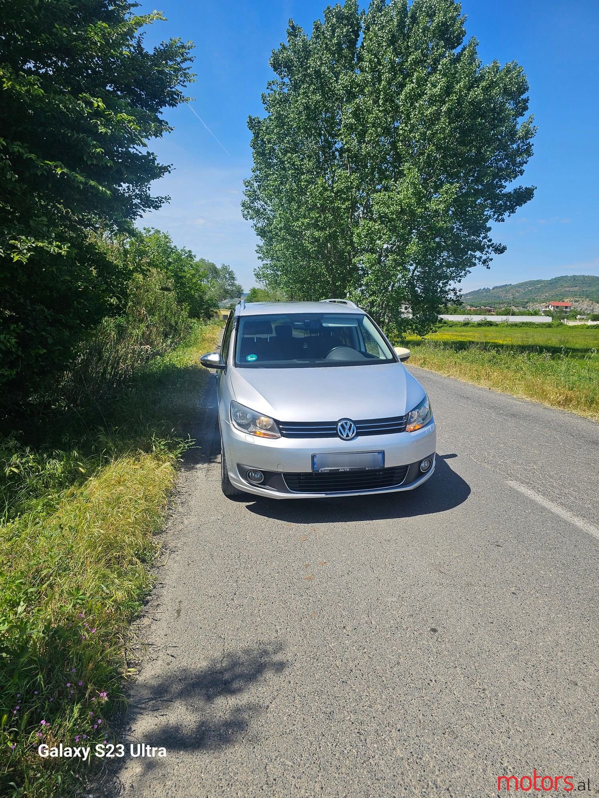 2010' Volkswagen Touran photo #1