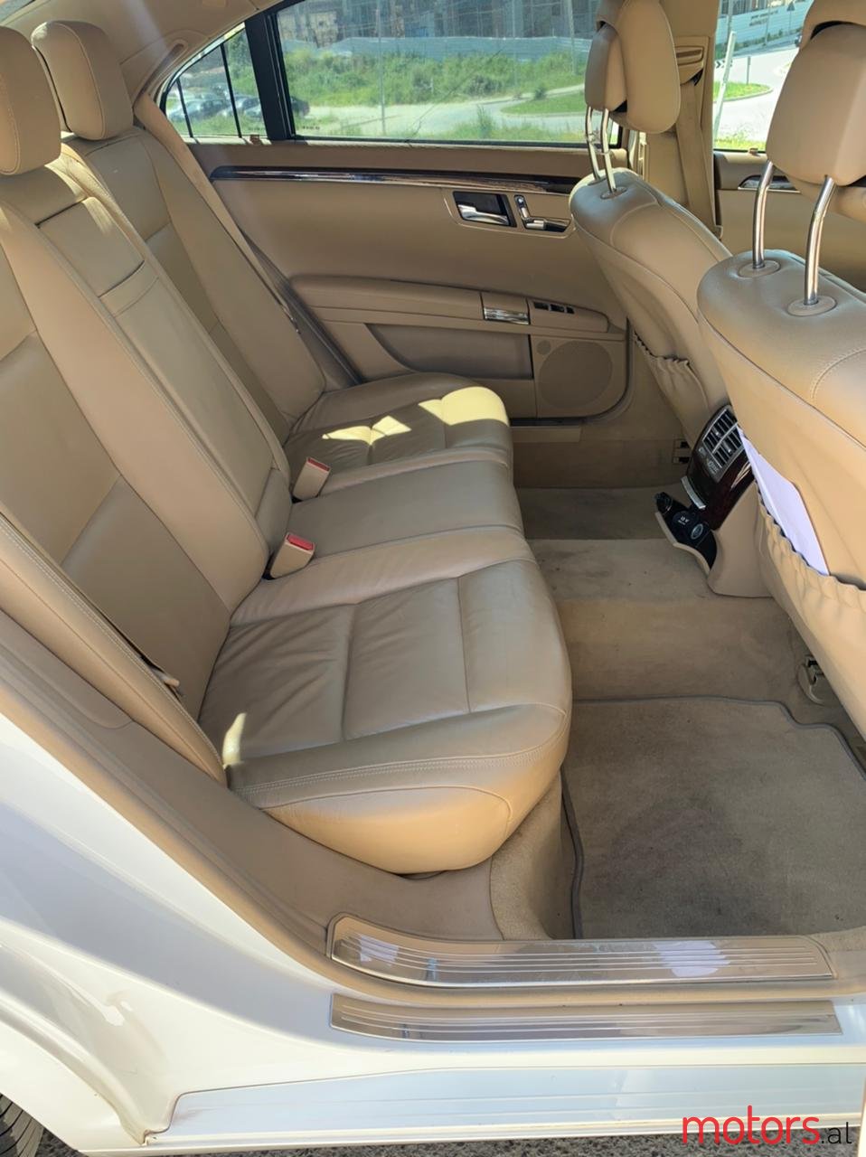 2011' Mercedes-Benz S 350 Lungo photo #6