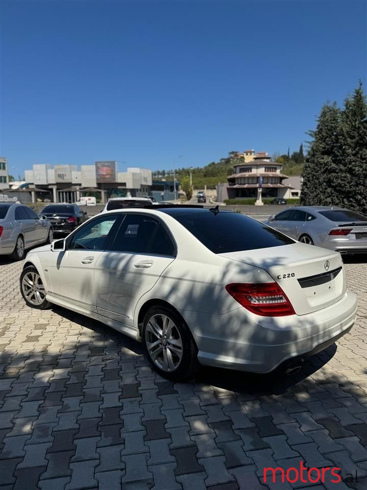 2012' Mercedes-Benz C 220 photo #6