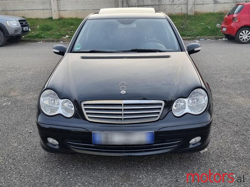 2005' Mercedes-Benz C 200 photo #1