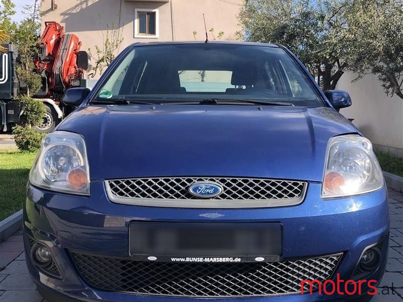 2008' Ford Fiesta photo #6