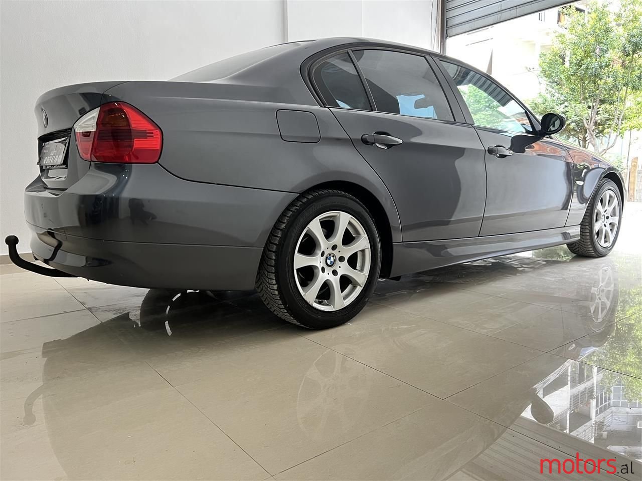 2005' BMW 320 photo #6