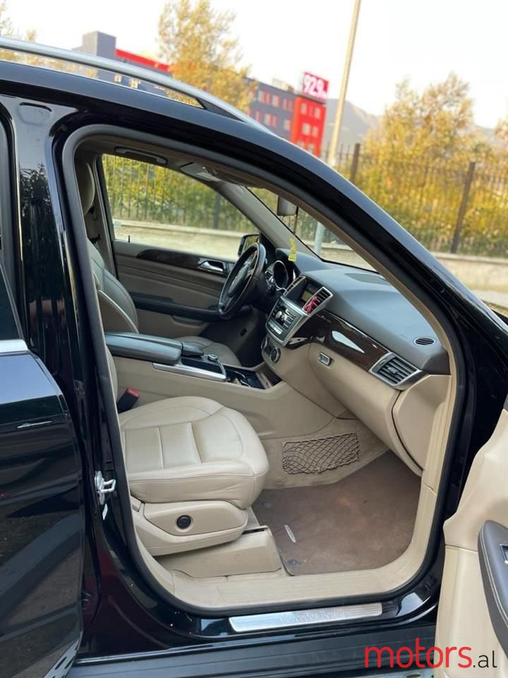 2012' Mercedes-Benz ML 350 photo #6