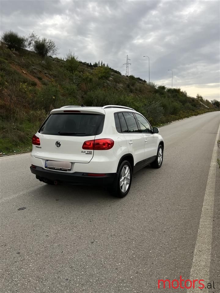 2013' Volkswagen Tiguan photo #5
