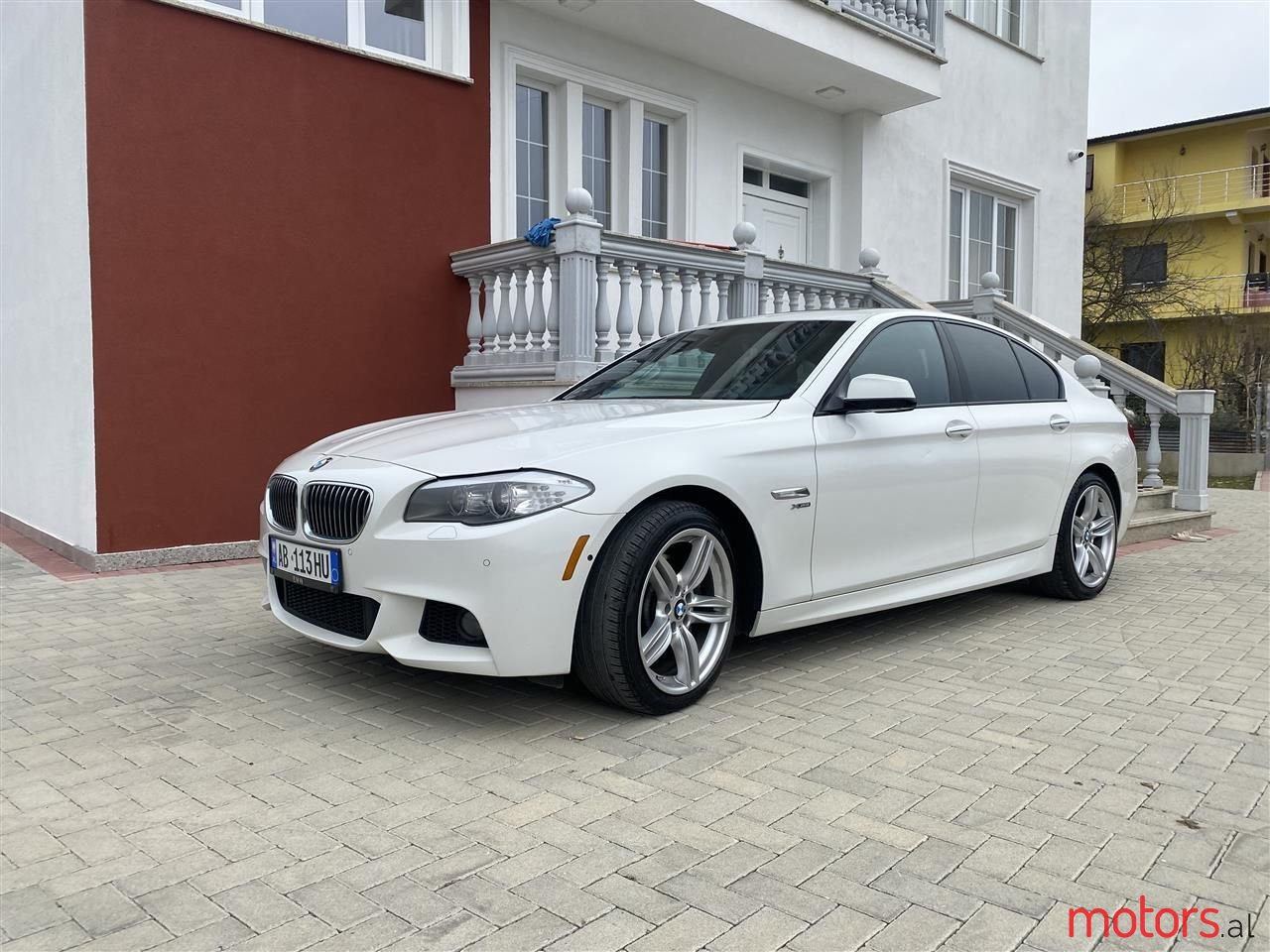 2011' BMW 535 photo #2