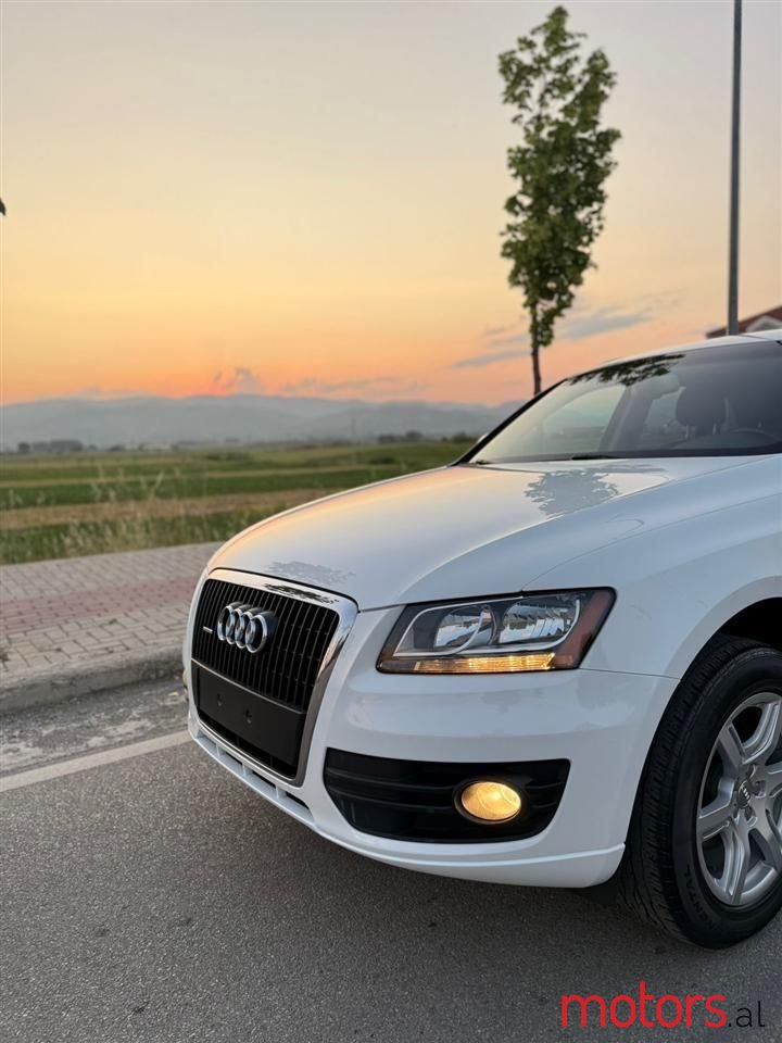 2012' Audi Q5 photo #5