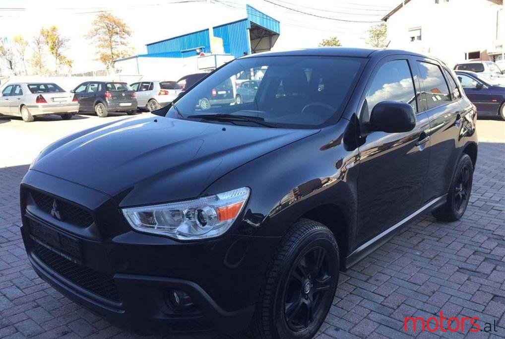 2012' Mitsubishi ASX photo #1