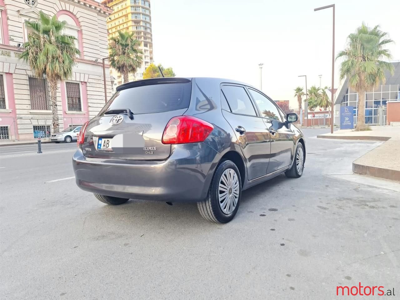 2007' Toyota Auris photo #6