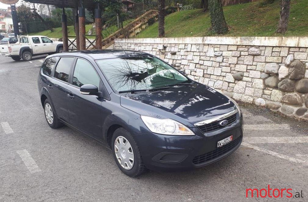 2010' Ford Focus photo #1