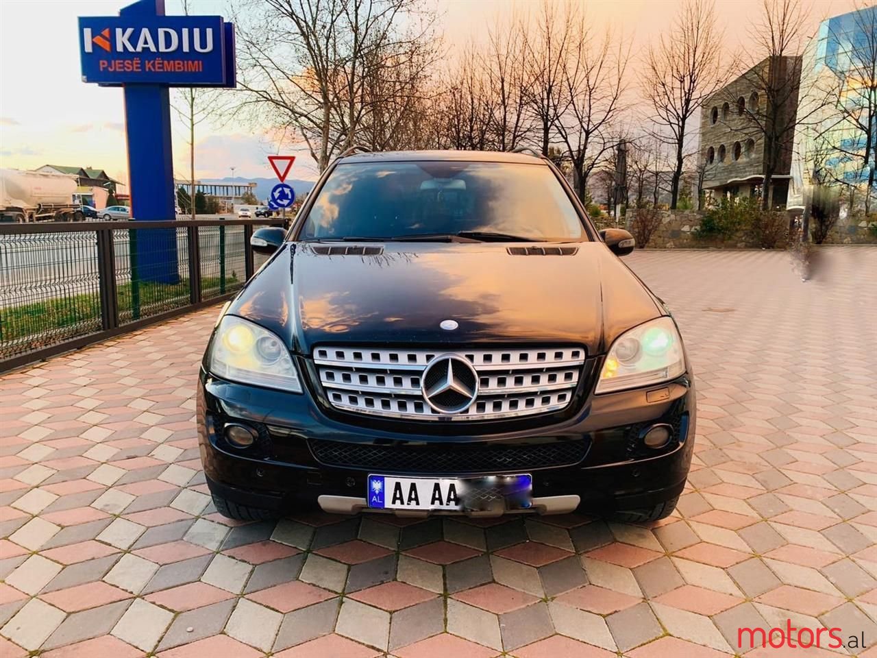 2007' Mercedes-Benz ML 320 photo #2