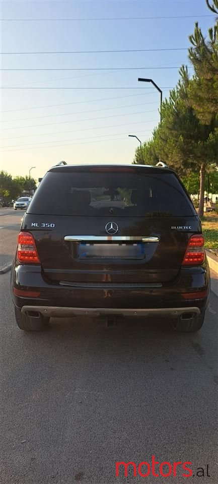 2011' Mercedes-Benz ML 350 photo #1