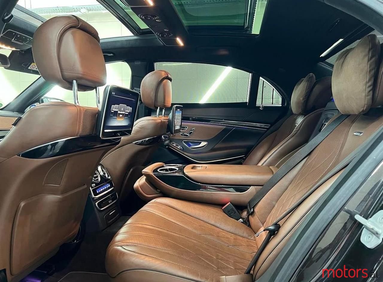 2014' Mercedes-Benz S 63 AMG photo #4