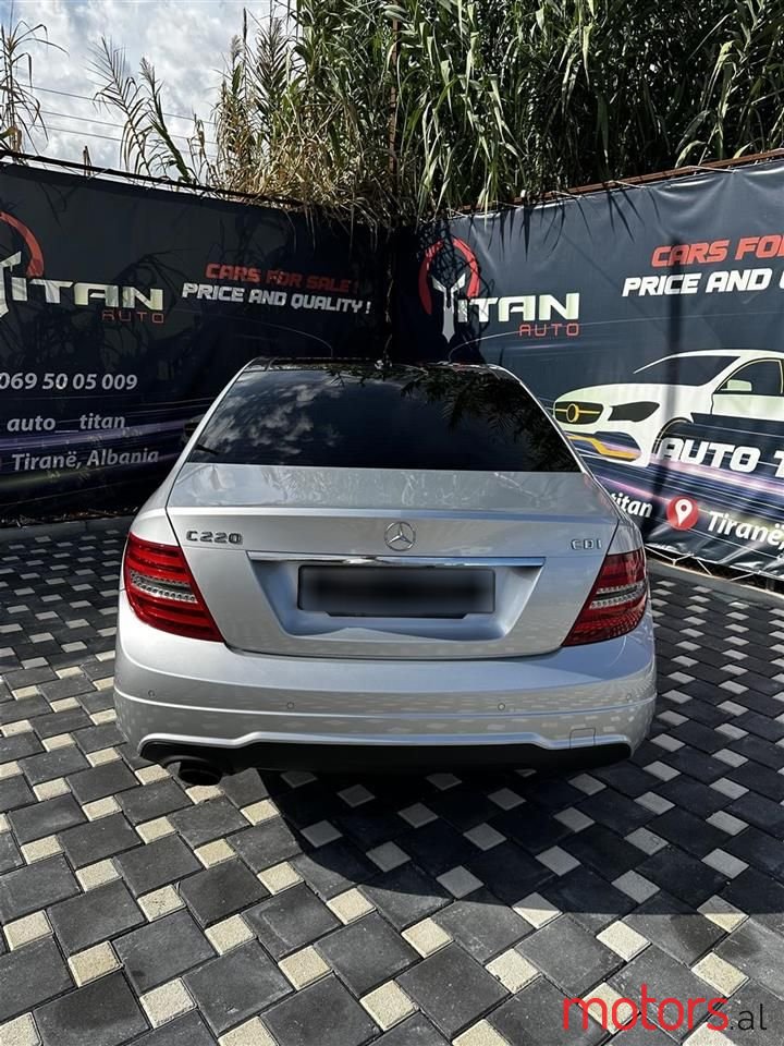 2012' Mercedes-Benz C 220 photo #3