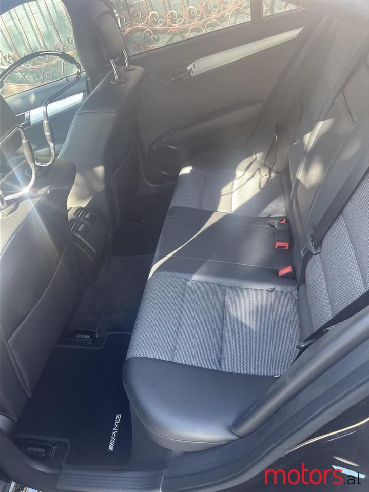 2009' Mercedes-Benz C 180 photo #6