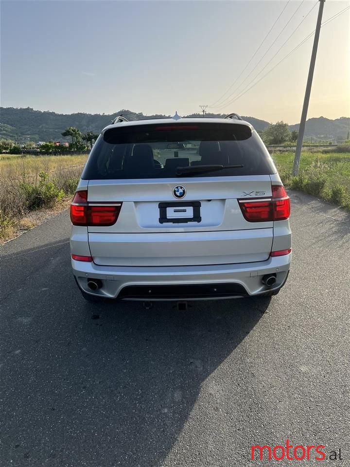 2011' BMW X5 photo #5